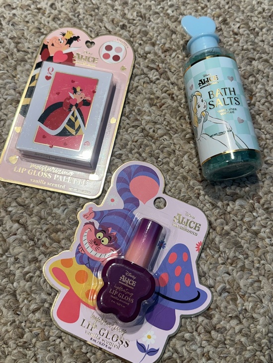 Disney Other - Disney Alice in Wonderland Girls’ Beauty Set